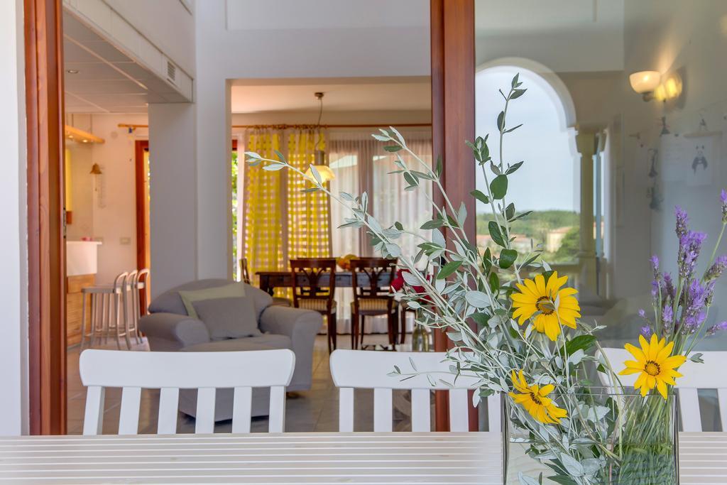 וולי לוסיניי Villa Alma מראה חיצוני תמונה