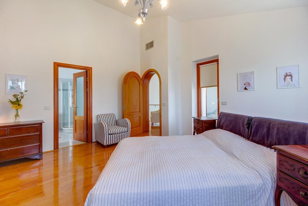 וולי לוסיניי Villa Alma מראה חיצוני תמונה