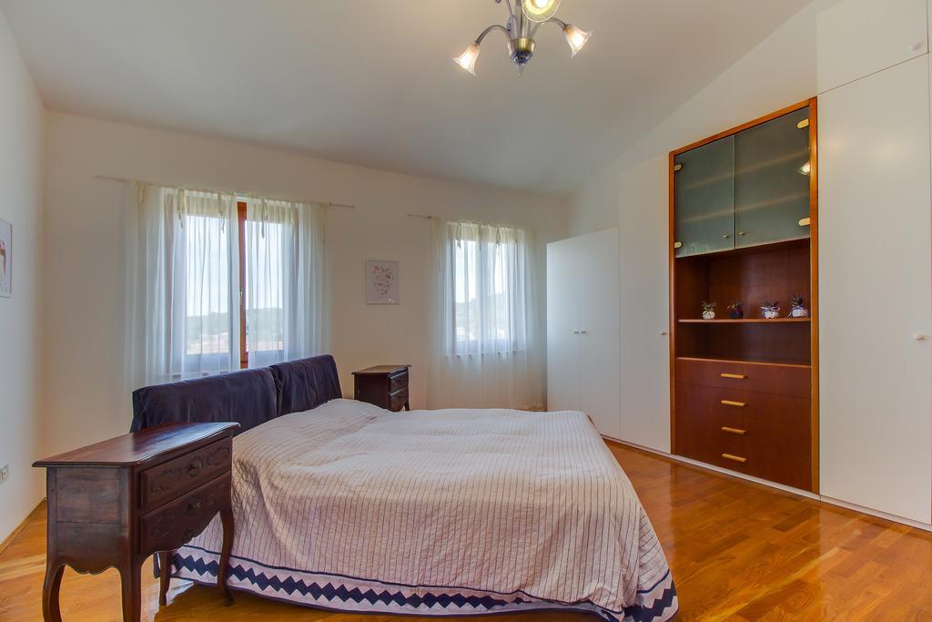 וולי לוסיניי Villa Alma מראה חיצוני תמונה