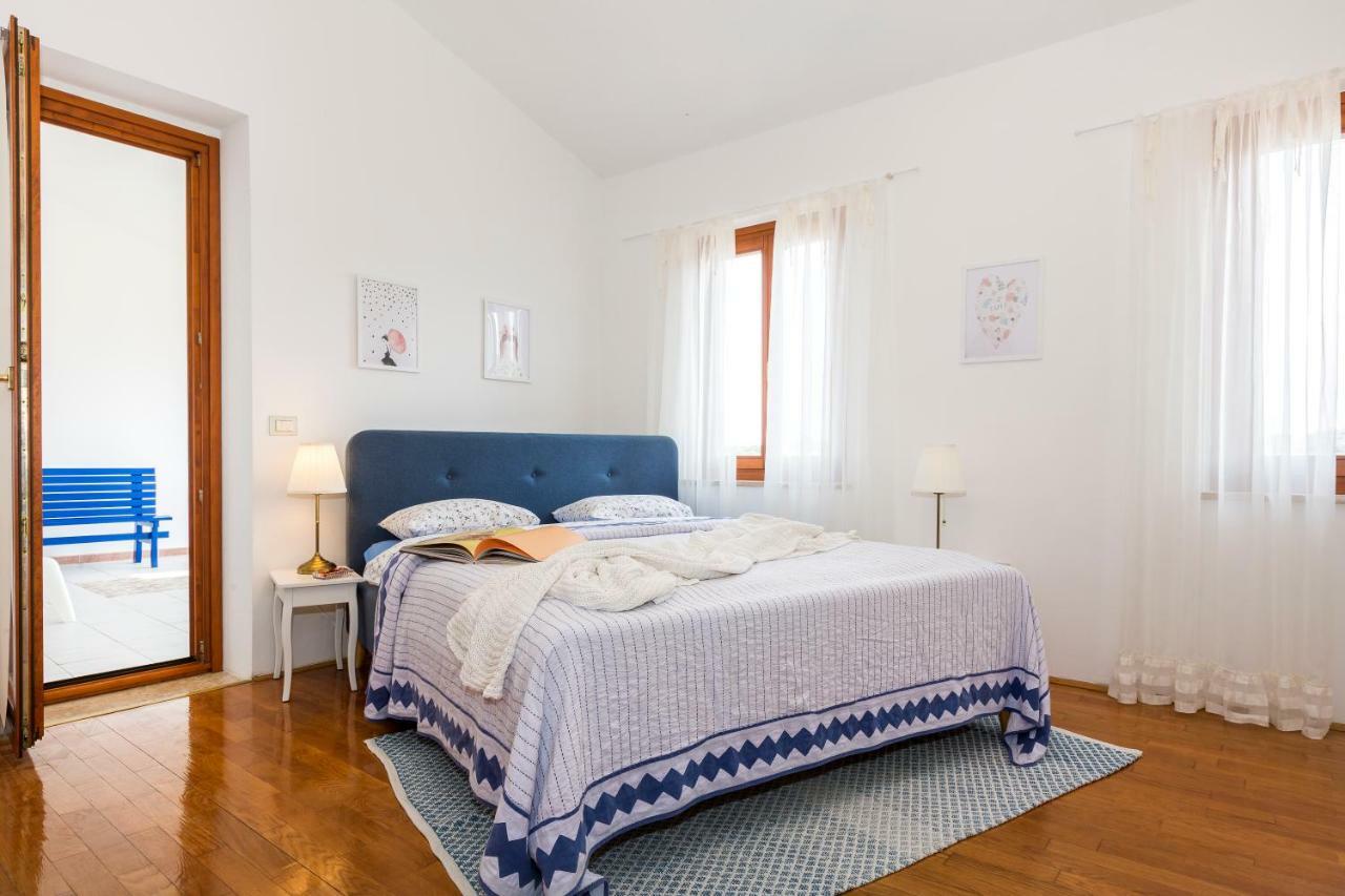 וולי לוסיניי Villa Alma מראה חיצוני תמונה